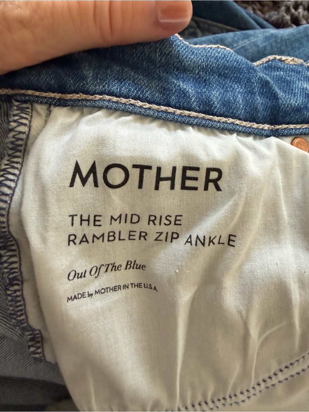 MOTHER Mid Rise Rambler Jeans - Picture 7 of 10